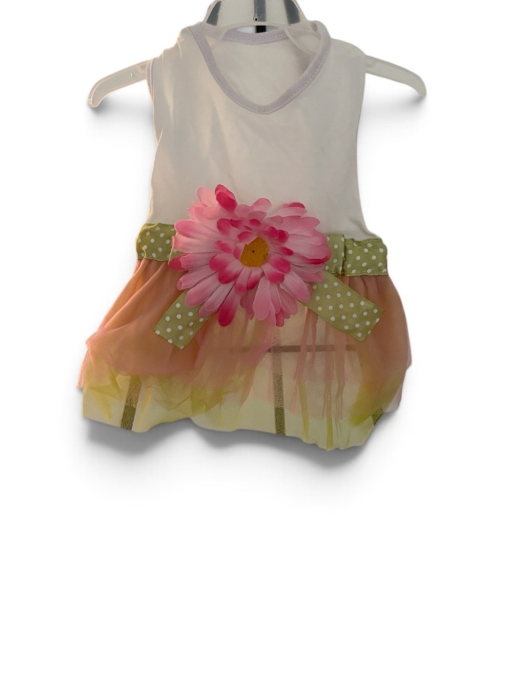 Pre-Owned Pet Dog Flower Party Dress. Size Medium . Like new never worn.